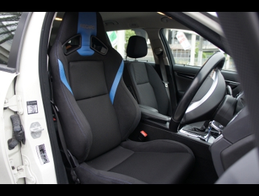 RECARO�i���J���V�[�g�j�@BENZ�i�x���c�j�@C200�@W204�Ƀ��J���@SR-7F Lassic �u���[�@�@����