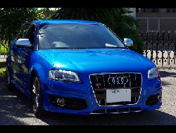 RECARO�i���J���V�[�g�j�@Audi�i�A�E�f�B�j�@S3�Ƀ��J���@����@SR-6�@�X�[�p�[�V���^���N�@NU�@�~2�r�@����