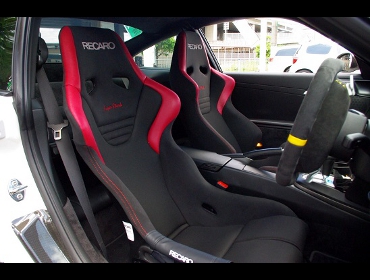 RECARO�i���J���V�[�g�j�@PORSCHE�i�|���V�F�j�@911�J�����@997�Ƀ��J���@����@RS-G �X�[�p�[�V���^���NNU�@���@����@SR-6 �X�[�p�[�V���^���NNU�@����