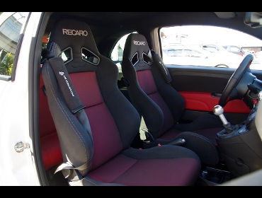 RECARO�i���J���V�[�g�j�@�A�o���g595�Ƀ��J���@SR-7 SK100 BK/RED�@���@SR-7F SK100 BK/RED�@����