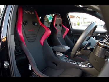 RECARO�i���J���V�[�g�j�@Audi�@RSQ3�Ƀ��J���@����@RS-G �X�[�p�[�V���^���NNU�i�V�[�g�q�[�^�[�t���j�@���@����@SR-6 �X�[�p�[�V���^���NNU�i�V�[�g�q�[�^�[�t���j�@����
