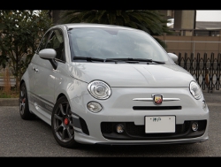 RECARO�i���J���V�[�g�j�@�t�B�A�b�g�@�A�o���g500�Ƀ��J���@SR-7 Lassic BK/SIL�@����