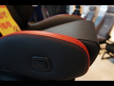 RECARO�i���J���V�[�g�j�@VW�i�t�H���N�X���[�Q���j�@�S���tR�@AUCJXF�Ƀ��J���@SP-X�@LL100 H�i�V�[�g�q�[�^�[�t���j�@�J�[�{���o�b�N�V�F���@����