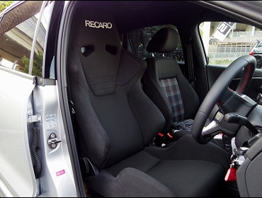 RECARO�i���J���V�[�g�j�@�t�H���N�X���[�Q���iVW�j�@�|��GTI�@6R�Ƀ��J���@SR-6 SK100S�@�V���[�g�@BK�@����
