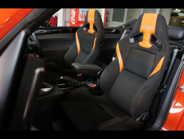 RECARO�i���J���V�[�g�j�@VW�i�t�H���N�X���[�Q���j�@�U�E�r�[�g���@16CBZK�Ƀ��J���@SR-7 Lassic H�i�V�[�g�q�[�^�[�t���j�@�I�����W/�I�����W�@�~2�r�@����