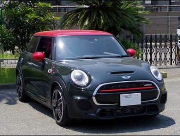 BMW�@MINI�@F56��RECARO�i���J���j�V�[�g����