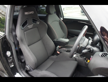 RECARO�i���J���V�[�g�j�@BMW�@�~�j�@R56�@JCW�Ƀ��J���@SR-7 GK100H�V�[�g�q�[�^�[�t���@BK/BK�@����