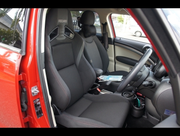 RECARO�i���J���V�[�g�j�@BMW�@MINI�N���X�I�[�o�[�@R60�Ƀ��J���@SR-7F ���V�b�N�@BK/RED�@����