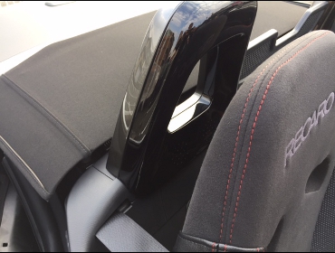 RECARO�i���J���V�[�g�j�@�A�o���g�iABARTH�j�@124�X�p�C�_�[�Ƀ��J���@SR-6�@GK100S�@BK/RED�@�~2�r�@�V�[�g�o�b�N�o�[�X�s�[�J�[�J�o�[�@�s�A�m�u���b�N�@���@�W���X�s�[�J�[�@����