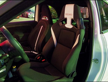 RECARO�i���J���V�[�g�j�@�A�o���g500�Ƀ��J���@SR-7F�@Lassic ���@����