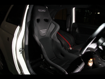 RECARO�i���J���V�[�g�j�@FIAT�@�A�o���g500�Ƀ��J���@RS-G GK�@BK/BK�@����