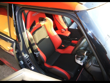 RECARO�i���J���V�[�g�j�@BMW�@MINI�@F55�Ƀ��J���@SR-7�@Lassic2�@RED�q�[�^�[�@����
