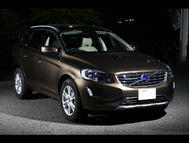 VOLVO�@XC60�@D4��RECARO�i���J���j�V�[�g����