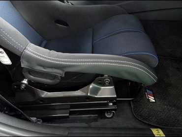 RECARO�i���J���V�[�g�j�@BMW�@3�V���[�Y�@F30�Ƀ��J���@RS-G�@GK�@BK/BL�@���@SR-6�@GK100S�@BK/RED�@����