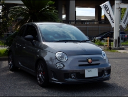 RECARO�i���J���V�[�g�j�@ABARTH595�@�R���y�e�B�c�B�I�[�l�Ƀ��J���@SR-7 Lassic BK���U�[�@����
