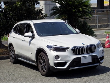 BMW�@X1��RECARO�i���J���j�V�[�g����