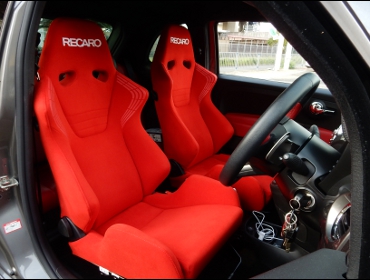 RECARO�i���J���V�[�g�j�@Fiat�@�A�o���g�@595C�@�Ɂ@���J���@SR-6�@KK100S�@RED�@�~2�r�@����
