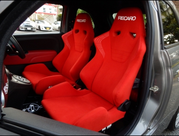 RECARO�i���J���V�[�g�j�@Fiat�@�A�o���g�@595C�@�Ɂ@���J���@SR-6�@KK100S�@RED�@�~2�r�@����