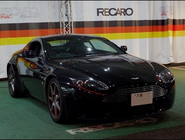 Astonmartin Vantage�i�A�X�g���}�[�`���j�@���@���e�[�W�@�Ɂ@RECARO�i���J���j�V�[�g����