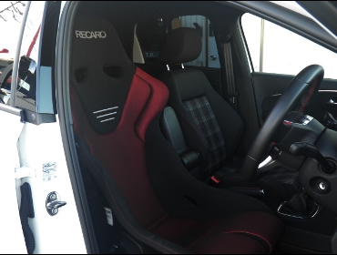 VW�@�|���@GTI�@6C�@�Ɂ@RECARO�i���J���j�@RS-G�@GK�@BK/RED�@����