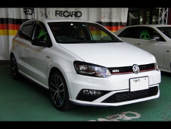 VW�@Polo�@GTI�@6RDAJ�@�Ɂ@RECARO�i���J���j�@SR-7�@Lassic�@����J���[�@�O���[���@����