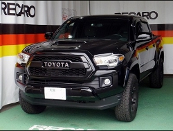 RECARO�i���J���V�[�g�j�@US TOYOTA�@�^�R�}�@���n���h���@2017�N�@�Ɂ@RECARO�i���J���j�@�X�|�[�cJC�@BK���U�[�@����