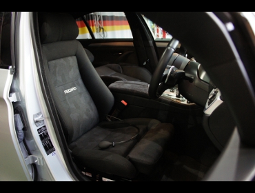 BMW�@523i�@F10�@�Ɂ@RECARO�i���J���j�@�G���S���hMV�@BK�@����