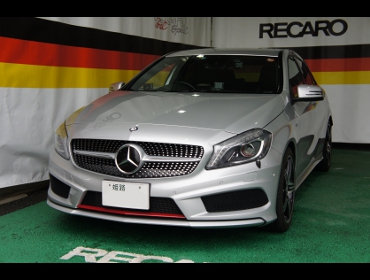 Mercedes Benz�@�x���cA250SPORT�@�Ɂ@RECARO�i���J���j�V�[�g����