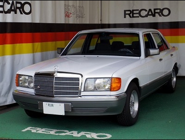 Mercedes Benz�i�����Z�f�X�x���c�j�@300SE�@W126�@�Ɂ@RECARO�i���J���j�V�[�g����