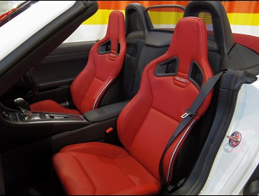 PORSCHE�i�|���V�F�j�@�{�N�X�^�[S�@981�i2016�N�j�@�Ɂ@RECARO�i���J���j�@�X�|�[�c�X�^�[LL100H���U�[SE�@RED���U�[�@���@�N���X�X�|�[�c�X�^�[Ll100H���U�[SE�@RED���U�[�@����