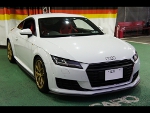 Audi�@TT�@8S�i2015�N�j�@�Ɂ@RECARO�i���J���j�@RS-GS�@RED�@���@SR-6�@KK100S�@����