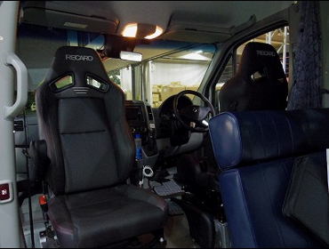 RECARO�i���J���V�[�g�j�@Mercedes Benz�i�����Z�f�X�x���c�j�@�X�v�����^�[519�i2013�N�j�@�Ɂ@RECARO�i���J���j�@SR-7�@Lassic�@BK�@���@SR-7F�@Lassic BK�iA/R�j�@����