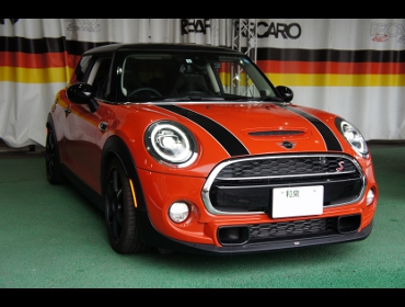 MINI�@F56�@�Ɂ@RECARO�i���J���j�@SR-7�@Lassic BK�@���@SR-7F�@Lassic�@BK�@����