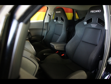 �A�E�f�BA1�@�Ɂ@RECARO�i���J���j�@SR-7 GK100�@BK/BK�@�~���E�@����