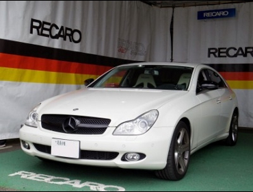�����Z�f�X�x���c�@CLS350�@W219�i2008�N�j�@�Ɂ@RECARO�i���J���j�@SR-7F�@Lassic�@���@�~���E�@����