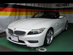 BMW�@Z4�@E89�i2010�N�j�@�Ɂ@RECARO�i���J���j�@�X�|�[�c�X�^�[LL100H���U�[SE�@RED���U�[�@�o�b�N�J�[�{���V�F���@�~���E�@����