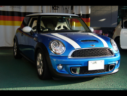 BMW�@MINI�N�[�p�[�@R56�i2011�N�j�@�Ɂ@RECARO�i���J���j�@SR-7�@Lassic�@���@�~���E�@����