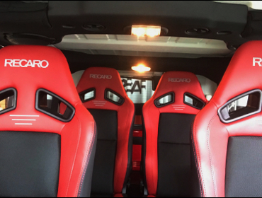 JEEP�@�����O���[�@�A�����~�e�b�h�@JK�i2016�N�j�@�Ɂ@RCARO�i���J���j�@SR-7F�@Lassic RED�@�A�[�����X�g�t���@�~4�r�i�t�����g�V�[�g�~2�A���A�V�[�g�~2�j�@����