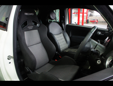 FIAT�@FIAT500�@ABA-31209�i2012�N�j�@�Ɂ@RECARO�i���J���j�@SR-7�@GK100�@BK/SIL�@����