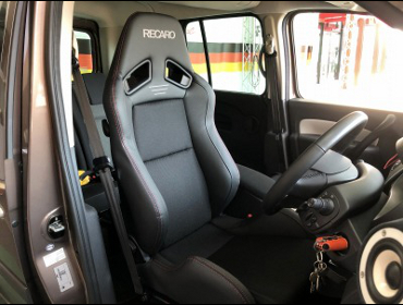 ���m�[�@�J���O�[�i2016�N�j�@�Ɂ@RECARO�i���J���j�@SR-7�@Lassoc�@BK�@����