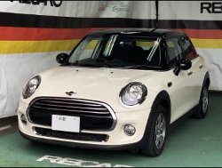 BMW�@�~�j�N�[�p�[�@F55�@�Ɂ@RECARO�i���J���j�@�X�|�[�c�X�^�[�@GK100H�@BK�@����