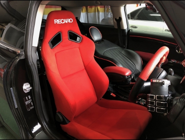 BMW�@MINI�@�N�[�p�[S�@F56�i2014�N�j�@�Ɂ@RECARO�i���J���j�@SR-7F�@KK100�@RED�@����