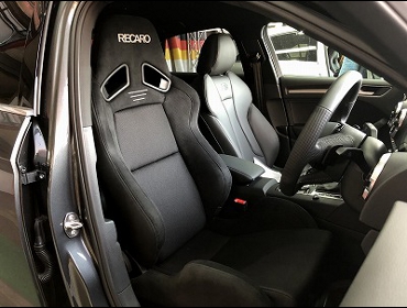 �A�E�f�B�@S3�@8V�i2019�N�j�@�Ɂ@RECARO�i���J���j�@SR-7�@GU100�@BK�@����