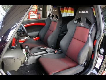 BMW�@Mini�@JCW�@R56�i2014�N�j�@�Ɂ@RECARO�i���J���j�@SR-7�@FK100�@BK/RED�@���@SR-7F�@GK100�@BK/RED�@����