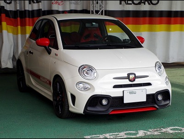 ABARTH�@595�@COMPETIZIONE�iLHD�j�i2017�N�j�@�Ɂ@RECARO�i���J���j�@SR-7�@GU100�@RED�@����