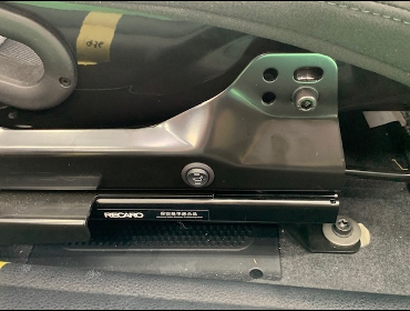 BMW�@M2�@CBA-IH30�i2017�N�j�@�Ɂ@RECARO�i���J���j�@RS-G�@GK�@BK/SIL�@�V�[�g�q�[�^�[�t���@����