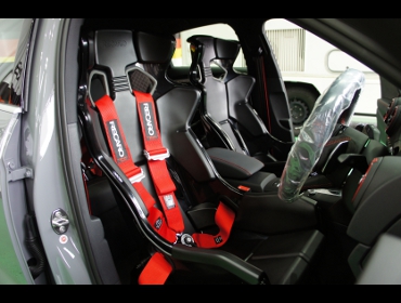 AUDI�@RS3�@8V�@�Ɂ@RECARO�i���J���j�@PRO�@RACER�@RMS�@2700G�@�~���E�@���@RECARO�~TRIAL�@4�_���V�[�g�x���g�@����