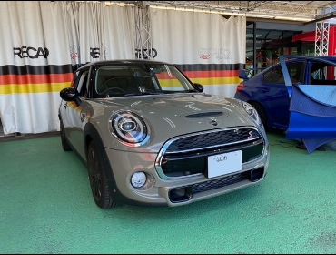 BMW�@MINI�N�[�p�[�@F56�@�Ɂ@RECARO�i���J���j�@�X�|�[�c�X�^�[�@CL210H�@BK�@����