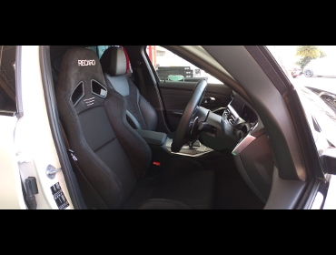 BMW�@320i M sport�@G20�i2020�N�j�@�Ɂ@RECARO�i���J���j�@SR-7�@GU100�@BK�@����