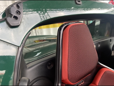 LOTUS�@�Ɂ@RECARO�i���J���j�@RCS�@BK�V�F��/RED���b�V���@����